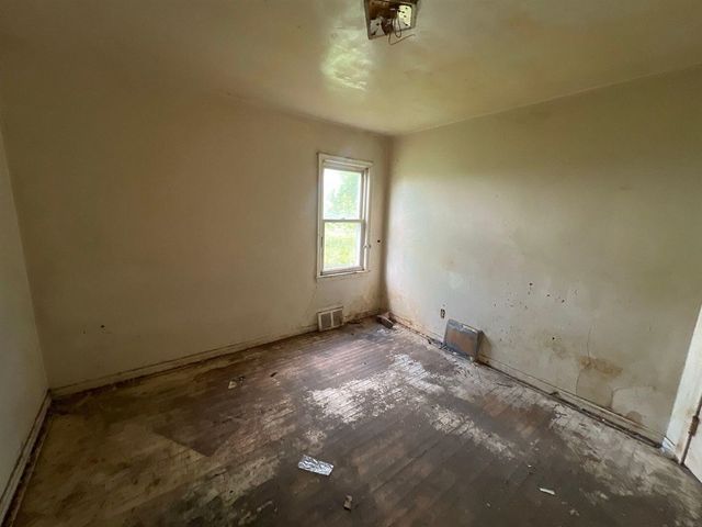 7839 Clayburn Street, Detroit, MI 48228