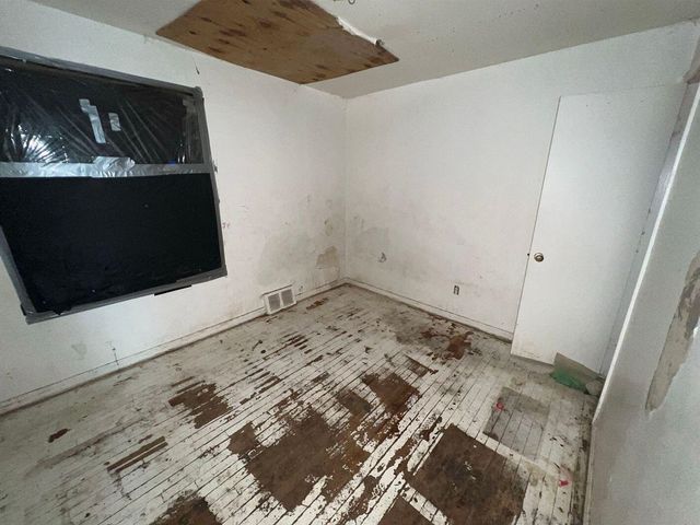 7839 Clayburn Street, Detroit, MI 48228