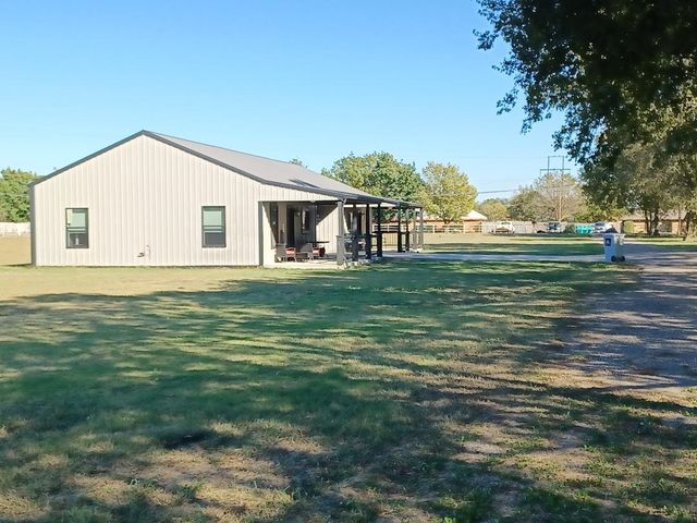 109 Cole Road, Red Oak, TX 75154