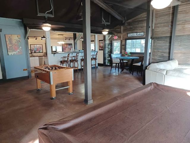 109 Cole Road, Red Oak, TX 75154