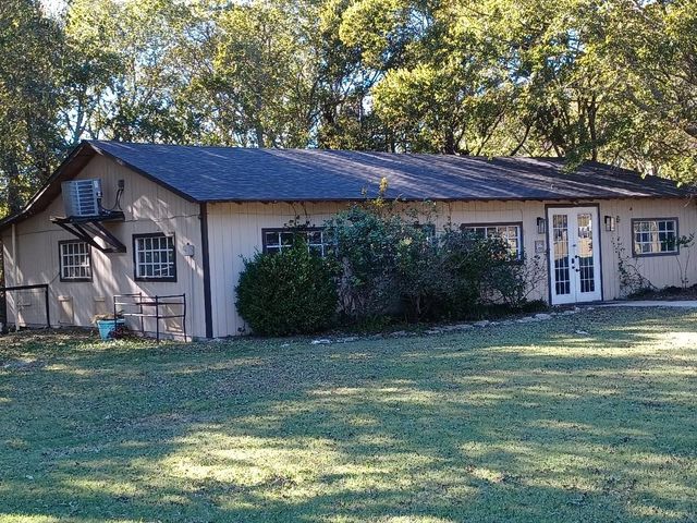 109 Cole Road, Red Oak, TX 75154
