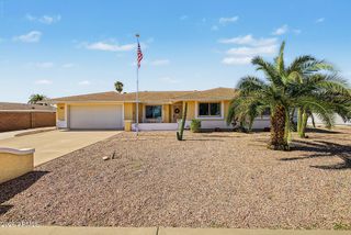 15208 N LAKEFOREST Drive, Sun City, AZ 85351