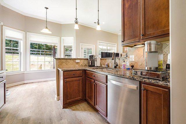 10658 HEADLEY CV, Cordova, TN 38016