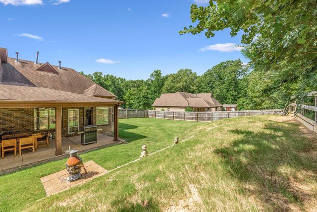 10658 HEADLEY CV, Cordova, TN 38016