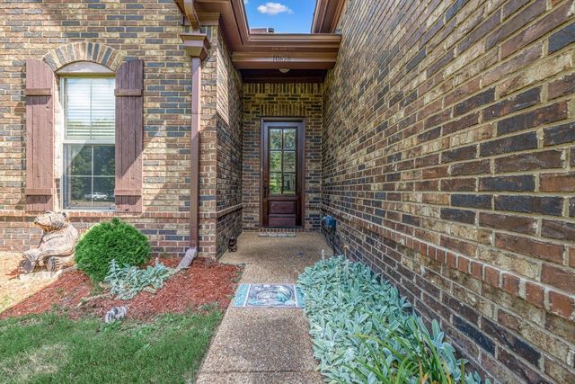 10658 HEADLEY CV, Cordova, TN 38016