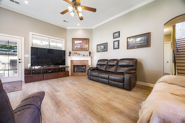 10658 HEADLEY CV, Cordova, TN 38016
