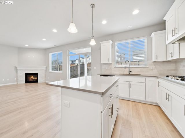 11692 Se HORSE TAIL FALLS Way, Happy Valley, OR 97086