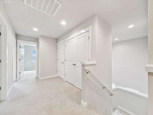 11692 Se HORSE TAIL FALLS Way, Happy Valley, OR 97086