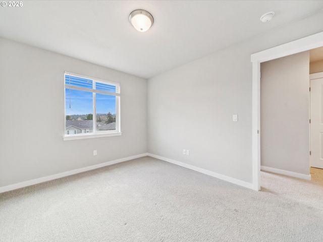 11692 Se HORSE TAIL FALLS Way, Happy Valley, OR 97086