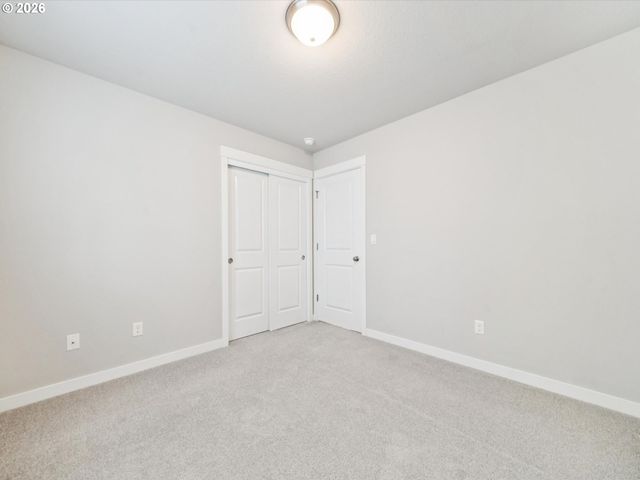 11692 Se HORSE TAIL FALLS Way, Happy Valley, OR 97086