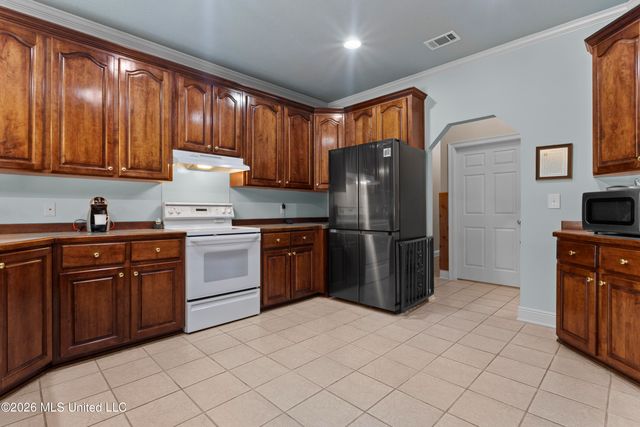 17433 Dogwood Hills Drive, Biloxi, MS 39532