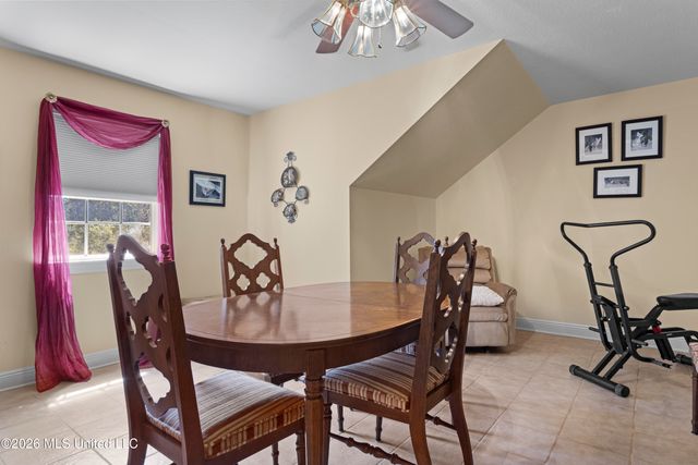 17433 Dogwood Hills Drive, Biloxi, MS 39532