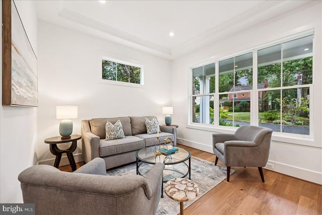 5614 GLENWOOD RD, Bethesda, MD 20817