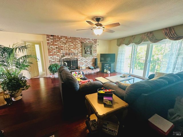 32 Romine Way, Vallejo, CA 94591