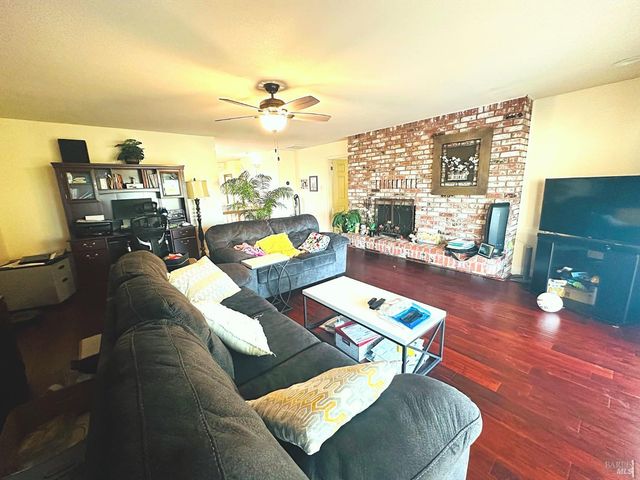 32 Romine Way, Vallejo, CA 94591