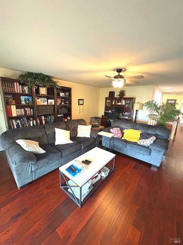 32 Romine Way, Vallejo, CA 94591