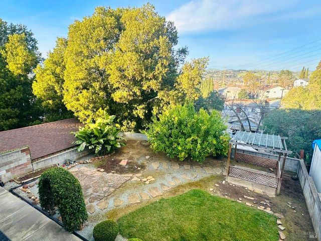 32 Romine Way, Vallejo, CA 94591