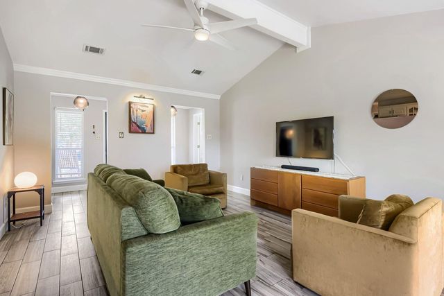 718 Morning Dove CV, Manchaca, TX 78652