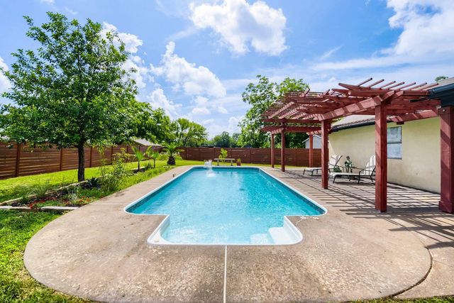 718 Morning Dove CV, Manchaca, TX 78652