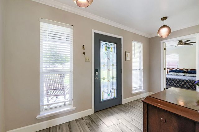 718 Morning Dove CV, Manchaca, TX 78652
