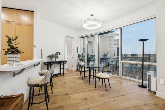 1600 Post Oak Boulevard 802, Houston, TX 77056