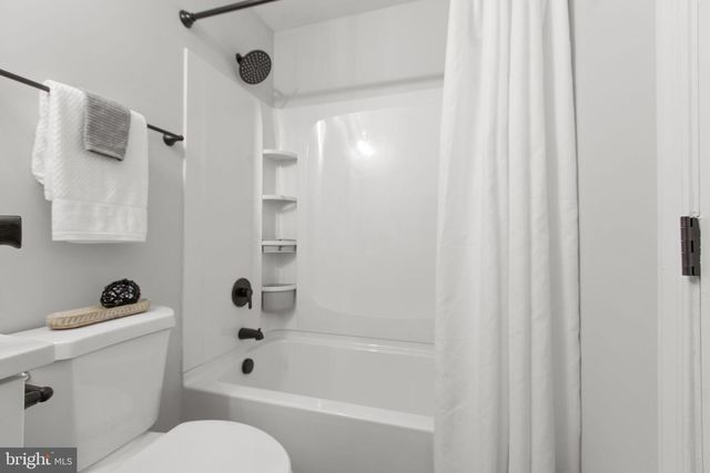 18 CRESTHILL CT, Ruther Glen, VA 22546