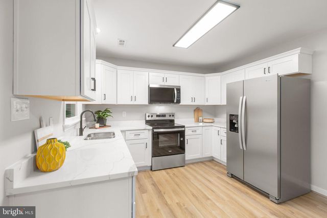 18 CRESTHILL CT, Ruther Glen, VA 22546