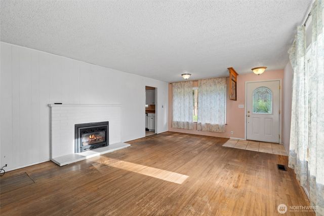 10502 Crescent Valley Drive NW, Gig Harbor, WA 98332