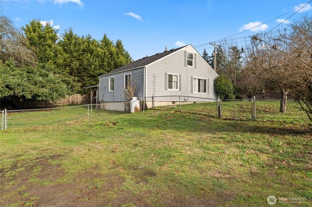 10502 Crescent Valley Drive NW, Gig Harbor, WA 98332