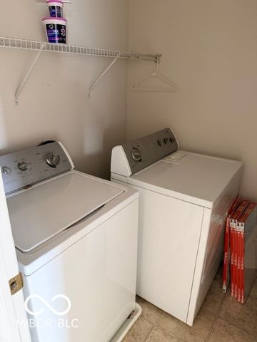 2992 Sentiment Lane, Greenwood, IN 46143