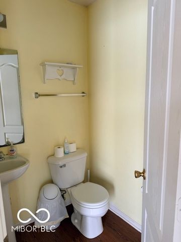 2992 Sentiment Lane, Greenwood, IN 46143