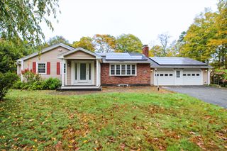 1116 George Hill Rd, Lancaster, MA 01523