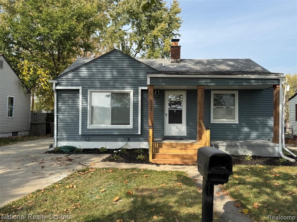335 1st Avenue, Pontiac, MI 48340