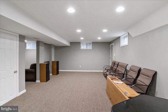 37 AFFIRMED CT, Hedgesville, WV 25427
