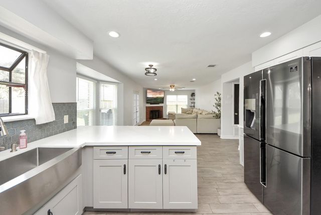 6603 Coldstream Drive, Pasadena, TX 77505