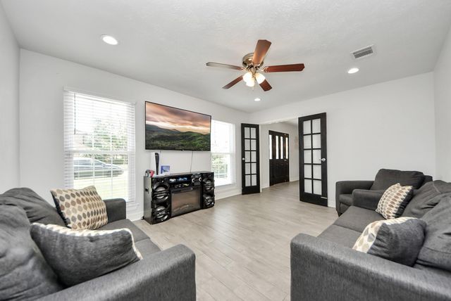 6603 Coldstream Drive, Pasadena, TX 77505