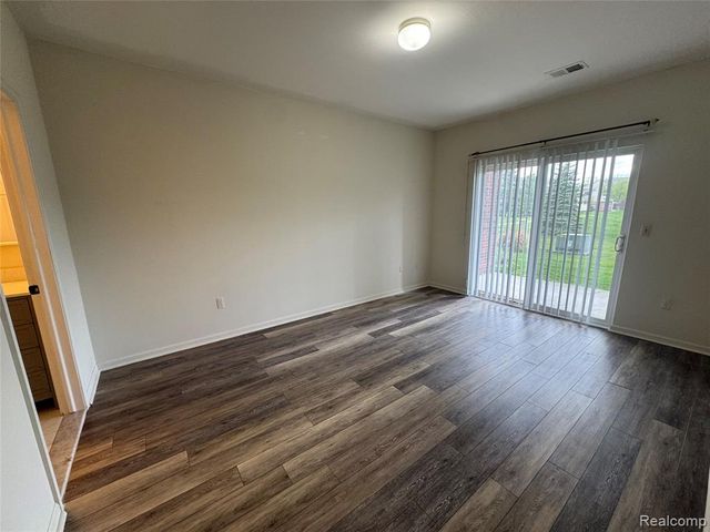 15441 Yale Drive, Clinton Township, MI 48038