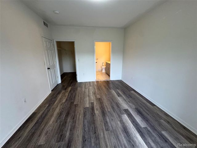 15441 Yale Drive, Clinton Township, MI 48038