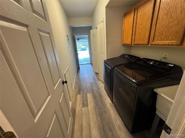 15441 Yale Drive, Clinton Township, MI 48038
