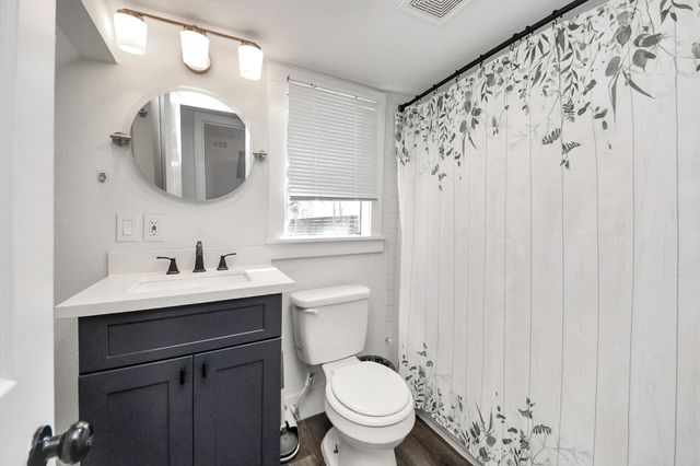 12 Stiles Street, Houston, TX 77011