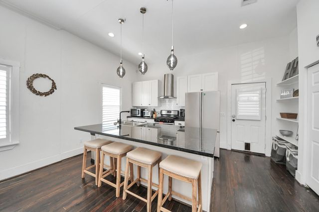 12 Stiles Street, Houston, TX 77011