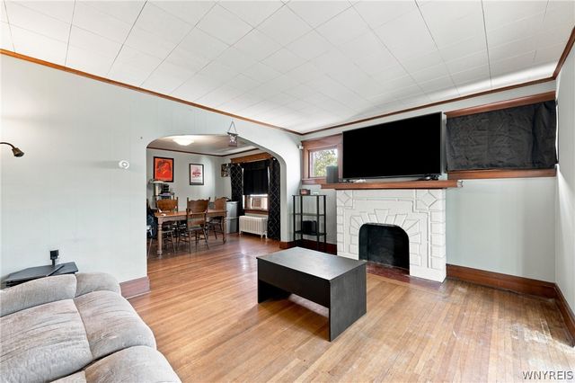 175 Culver Road, Buffalo, NY 14220