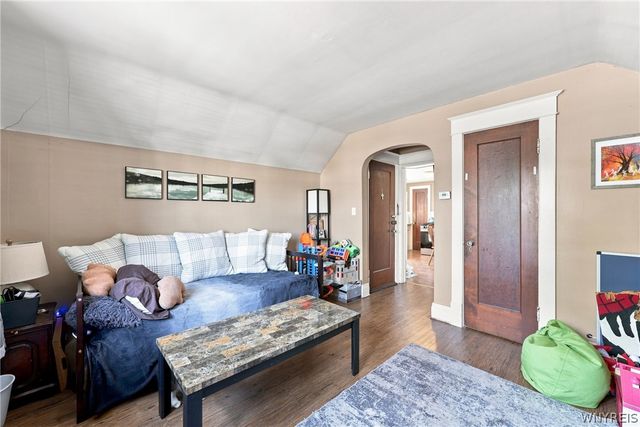 175 Culver Road, Buffalo, NY 14220