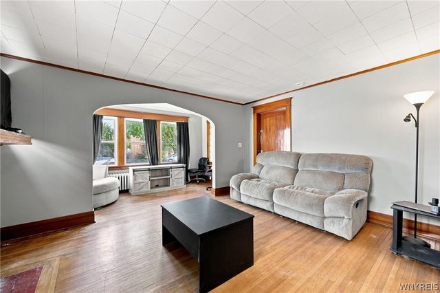 175 Culver Road, Buffalo, NY 14220