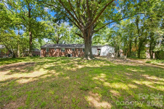 4418 N Sharon Amity Road, Charlotte, NC 28205