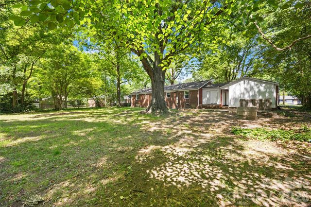 4418 N Sharon Amity Road, Charlotte, NC 28205