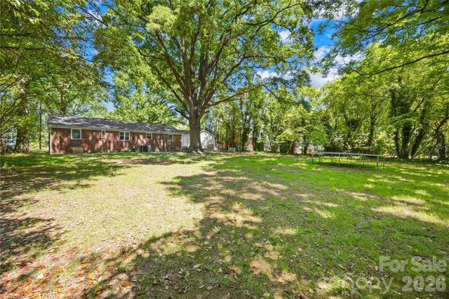 4418 N Sharon Amity Road, Charlotte, NC 28205