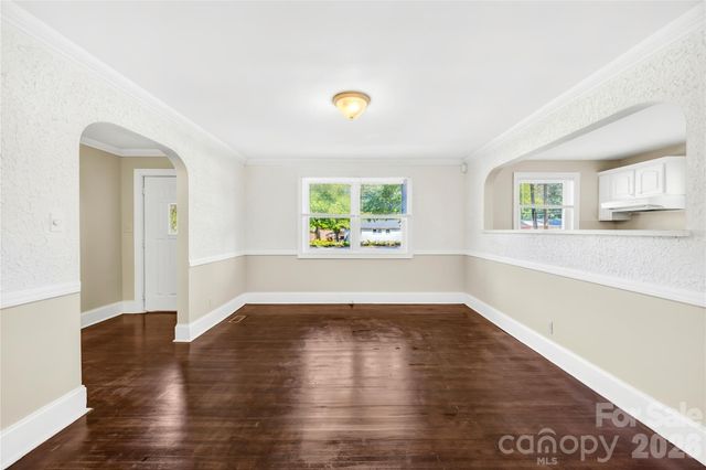 4418 N Sharon Amity Road, Charlotte, NC 28205