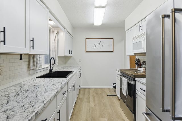 109 SYLVAN Drive, Council Bluffs, IA 51503