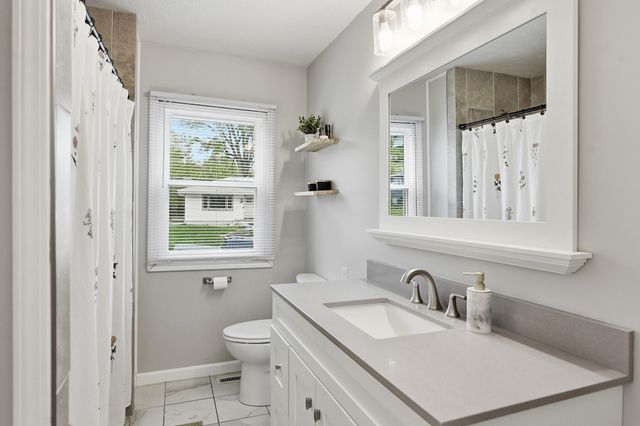 109 SYLVAN Drive, Council Bluffs, IA 51503